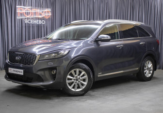 Подержанный автомобиль Kia Sorento 2018 года (1 фото)