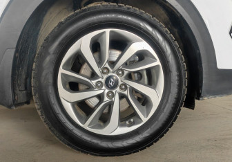 Подержанный автомобиль Hyundai Tucson 2016 года (19 фото)
