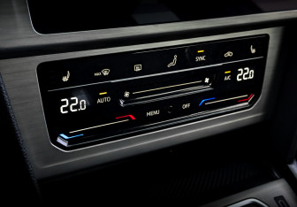 Подержанный автомобиль Volkswagen Passat Sedan 2020 года (25 фото)