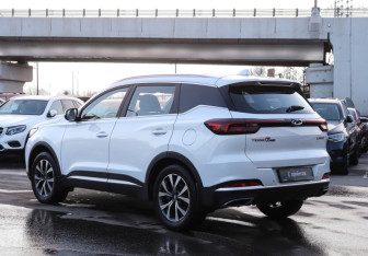 Подержанный автомобиль Chery Tiggo 7 Pro 2022 года (7 фото)