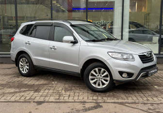 Подержанный автомобиль Hyundai Santa Fe 2012 года (3 фото)