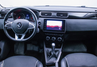 Подержанный автомобиль Renault Arkana 2019 года (13 фото)