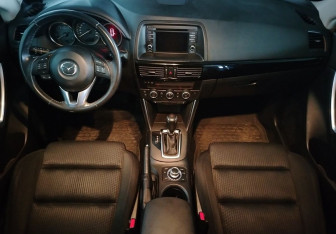 Подержанный автомобиль Mazda CX-5 2014 года (11 фото)