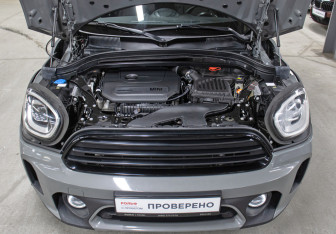 Подержанный автомобиль MINI Countryman 2020 года (9 фото)