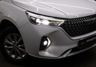 Подержанный автомобиль Haval M6 2023 года (21 фото)
