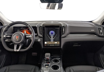 Новый Hongqi HS3 2025 (10 фото)