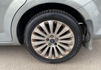 Подержанный автомобиль Ford Mondeo Sedan 2008 года (12 фото)