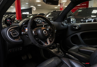 Подержанный автомобиль Smart Fortwo Hatchback 2018 года (14 фото)