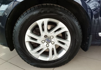 Подержанный автомобиль Volvo XC60 2016 года (19 фото)