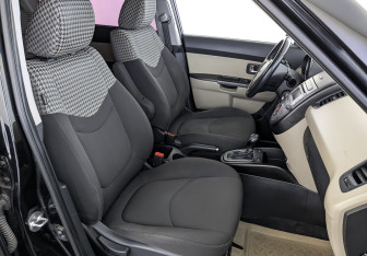Подержанный автомобиль Kia Soul 2012 года (24 фото)