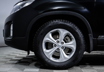 Подержанный автомобиль Kia Sorento 2020 года (15 фото)