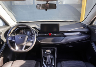 Подержанный автомобиль Москвич 3 2023 года (9 фото)