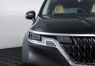 Подержанный автомобиль Kia Carnival 2021 года (31 фото)