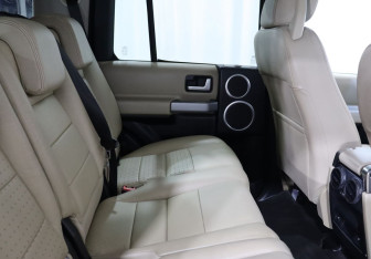 Подержанный автомобиль Land Rover Discovery 2008 года (20 фото)