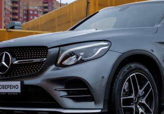 Подержанный автомобиль Mercedes-Benz GLC AMG 2016 года (20 фото)