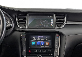 Подержанный автомобиль Infiniti QX50 2019 года (17 фото)