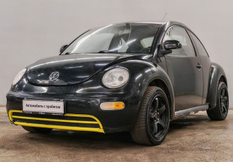 Подержанный автомобиль Volkswagen Beetle Hatchback 1999 года (2 фото)