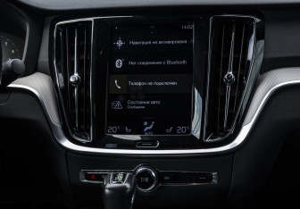 Подержанный автомобиль Volvo S60 2021 года (13 фото)