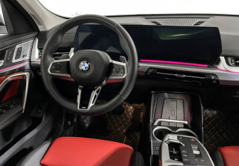 Подержанный автомобиль BMW X2 2024 года (15 фото)