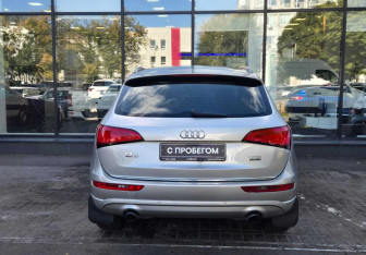 Подержанный автомобиль Audi Q5 2015 года (7 фото)