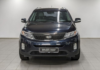 Подержанный автомобиль Kia Sorento 2019 года (2 фото)