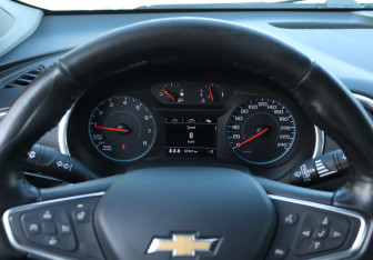 Подержанный автомобиль Chevrolet Malibu Sedan 2019 года (11 фото)