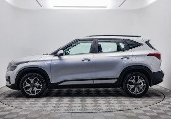 Подержанный автомобиль Kia Seltos 2021 года (2 фото)