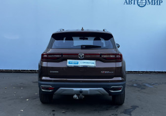 Подержанный автомобиль Changan CS35PLUS 2020 года (6 фото)