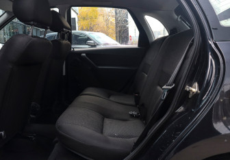 Подержанный автомобиль LADA (ВАЗ) Kalina Hatchback 2013 года (10 фото)