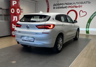 Подержанный автомобиль BMW X2 2019 года (4 фото)
