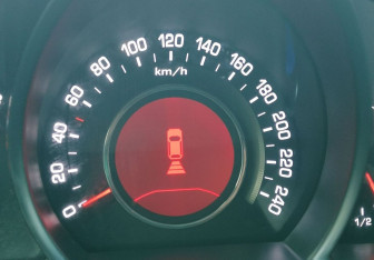 Подержанный автомобиль Kia Sportage 2012 года (14 фото)