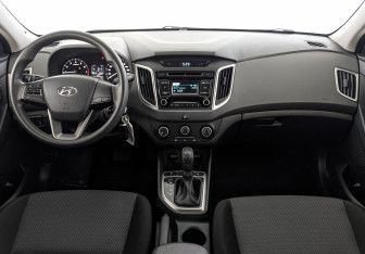 Подержанный автомобиль Hyundai Creta 2017 года (14 фото)