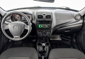 Подержанный автомобиль LADA (ВАЗ) Granta Sedan 2023 года (14 фото)