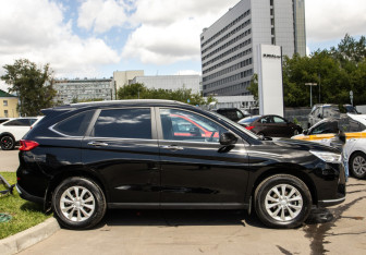 Подержанный автомобиль Haval M6 2024 года (3 фото)