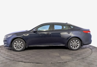 Подержанный автомобиль Kia Optima Sedan 2017 года (8 фото)