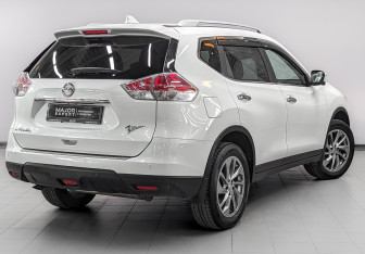 Подержанный автомобиль Nissan X-Trail 2018 года (5 фото)