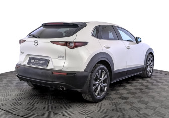 Подержанный автомобиль Mazda CX-30 2020 года (5 фото)
