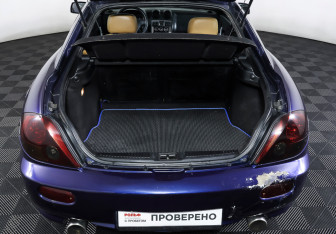Подержанный автомобиль Hyundai Coupe 2002 года (10 фото)