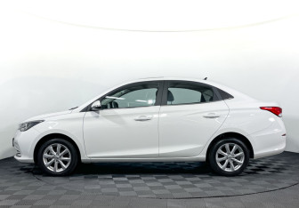 Подержанный автомобиль Changan Alsvin 2024 года (8 фото)