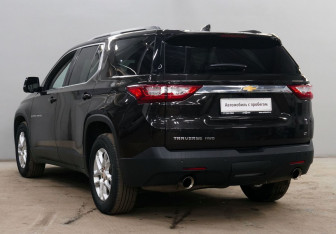 Подержанный автомобиль Chevrolet Traverse 2018 года (6 фото)