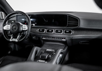 Подержанный автомобиль Mercedes-Benz GLE 2020 года (12 фото)