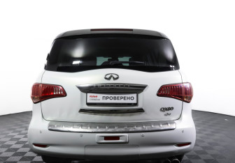 Подержанный автомобиль Infiniti QX80 2014 года (6 фото)