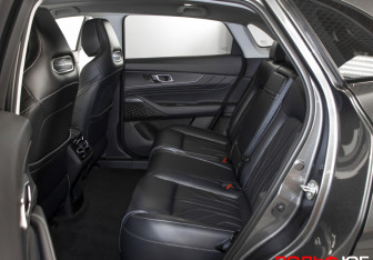 Подержанный автомобиль Changan UNI-K 2023 года (10 фото)