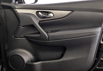 Подержанный автомобиль Nissan Qashqai 2022 года (25 фото)