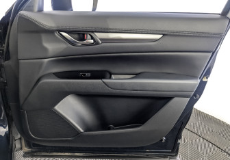 Подержанный автомобиль Mazda CX-5 2018 года (25 фото)