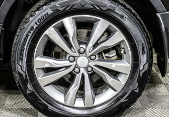 Подержанный автомобиль Geely Atlas 2018 года (7 фото)