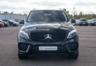 Подержанный автомобиль Mercedes-Benz GLE 2018 года (2 фото)