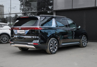 Подержанный автомобиль Kia Carnival 2020 года (4 фото)