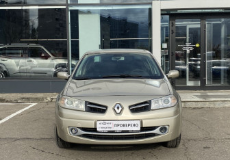 Подержанный автомобиль Renault Megane Sedan 2008 года (2 фото)