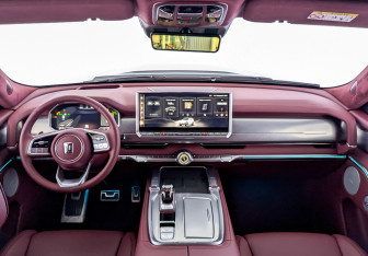 Новый Tank 700 2025 (10 фото)